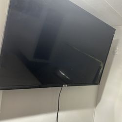 TCL Roku Tv 24”