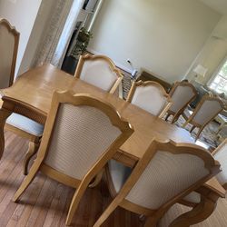 8 Piece Chair With Extendable Table