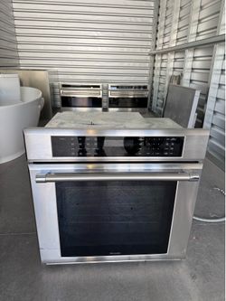 Thermador Masterpiece ME301JP 30” Built-In Single Wall Oven – True Convection – Stainless Steel – $750