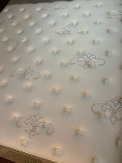 Stearns & Foster king size mattress