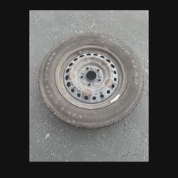 1 X 195/65r15 5x4.5 5x114.3 Steely Rims With Tires !!!