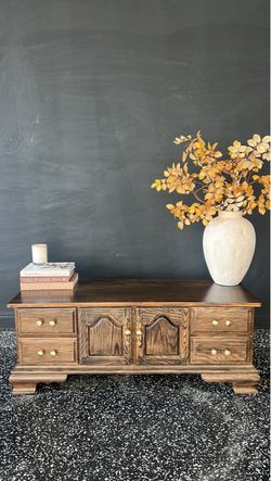 Vintage Cedar Chest Trunk