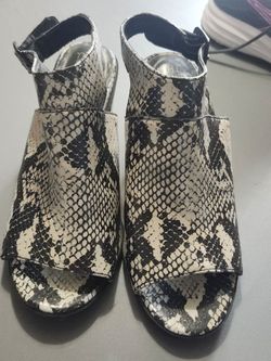 Womens Dress Heels Size 6 1/2