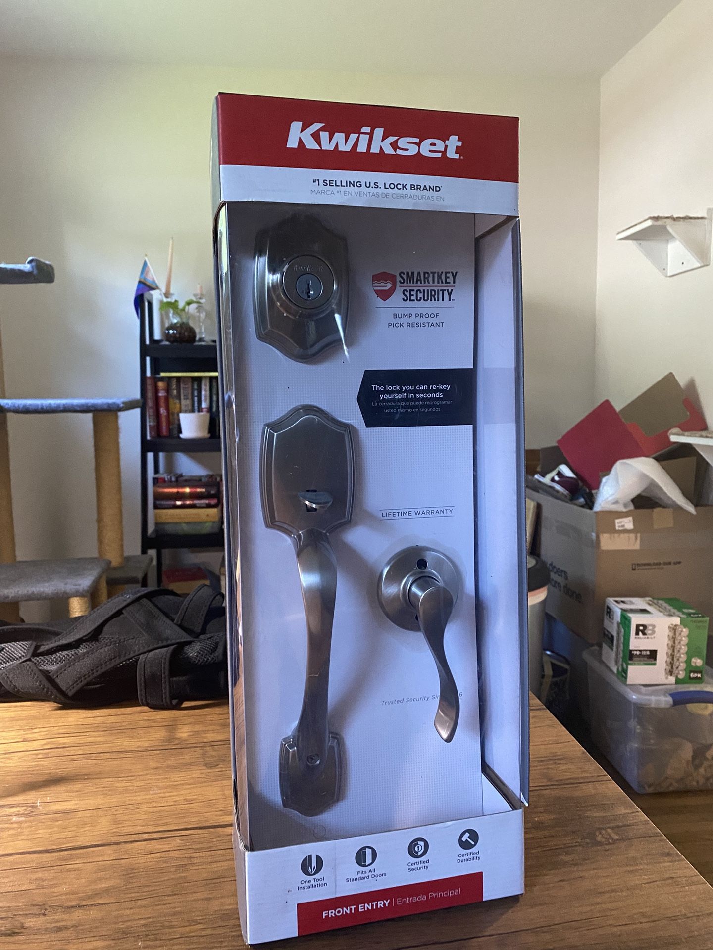 Kwikset Henley Satin Nickel Single-Cylinder Entry Door Handleset with Henley Lever and SmartKey