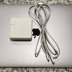 Excellently maintained 16 inch 2019 MacBook Pro with T2 Security Chip
