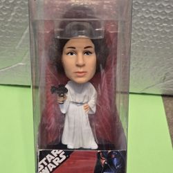 Disney Star Wars Princess Leia VAULTED Funko Wacky Wobbler Bobblehead