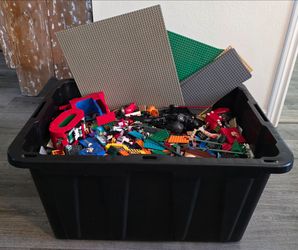 Huge 50 Pound Tub of Legos