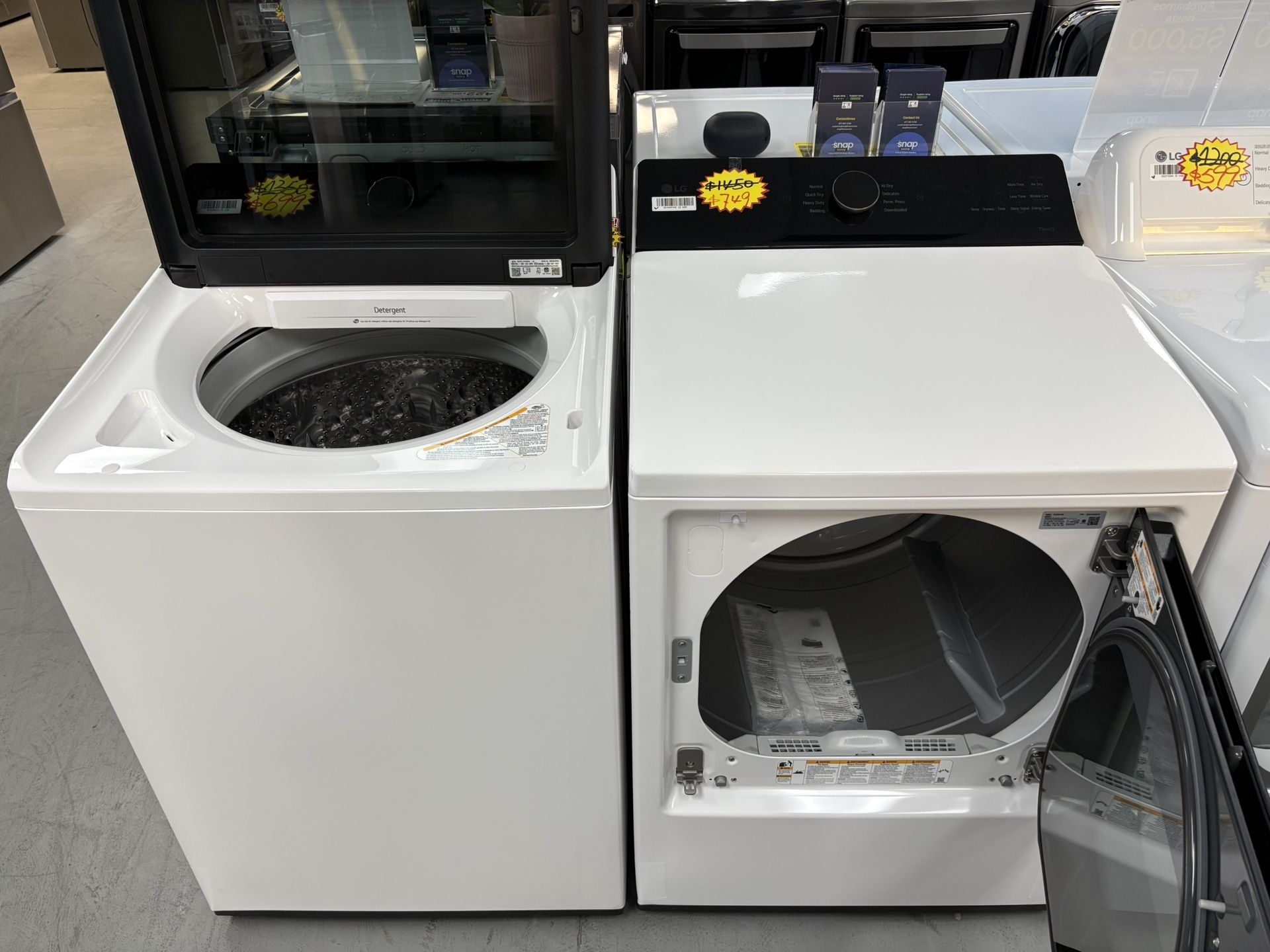 Large‼️5.5 cu.ft Washer and 7.4 cu.ft Gas Dryer 