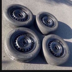 4 —- 195/65r15 5x114.3 5x4.5 Stock Civic Camry Wheels Rims With Tires !!!