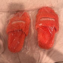 Balenciaga Slides