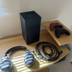 Xbox Series X Bundle – 2 Controllers – Wireless Turtle Beach Headset – Great Condition