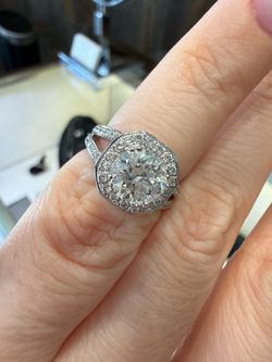 14K white gold natural 1.25ct old cut center diamond 1.65ct total diamonds gorgeous ring