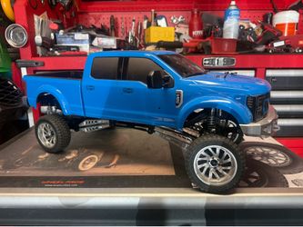 Cen F-250 remote controlled truck