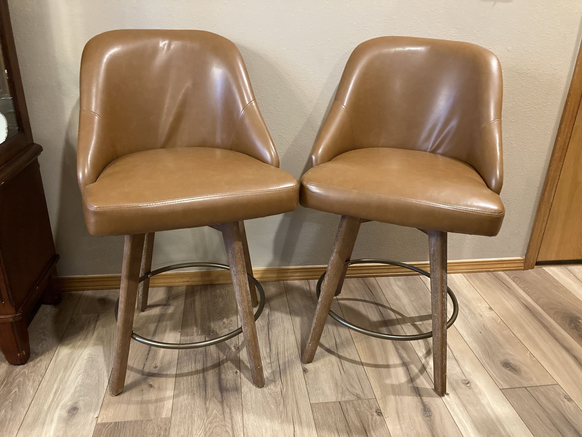 2 Mid Century swivel Bar Stools - great condition 