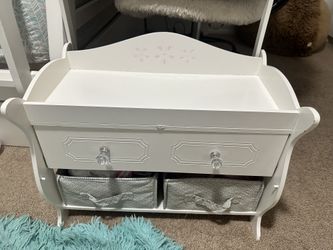 Changing Table For Dolls