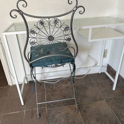 White Desk , Great For Small Spaces