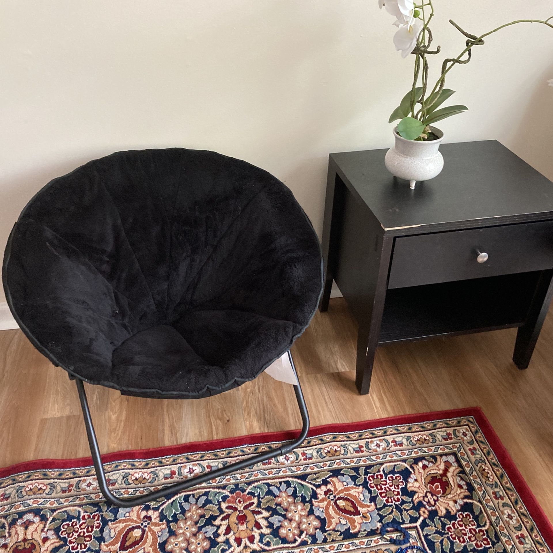 Black Faux Fur Saucer Chair