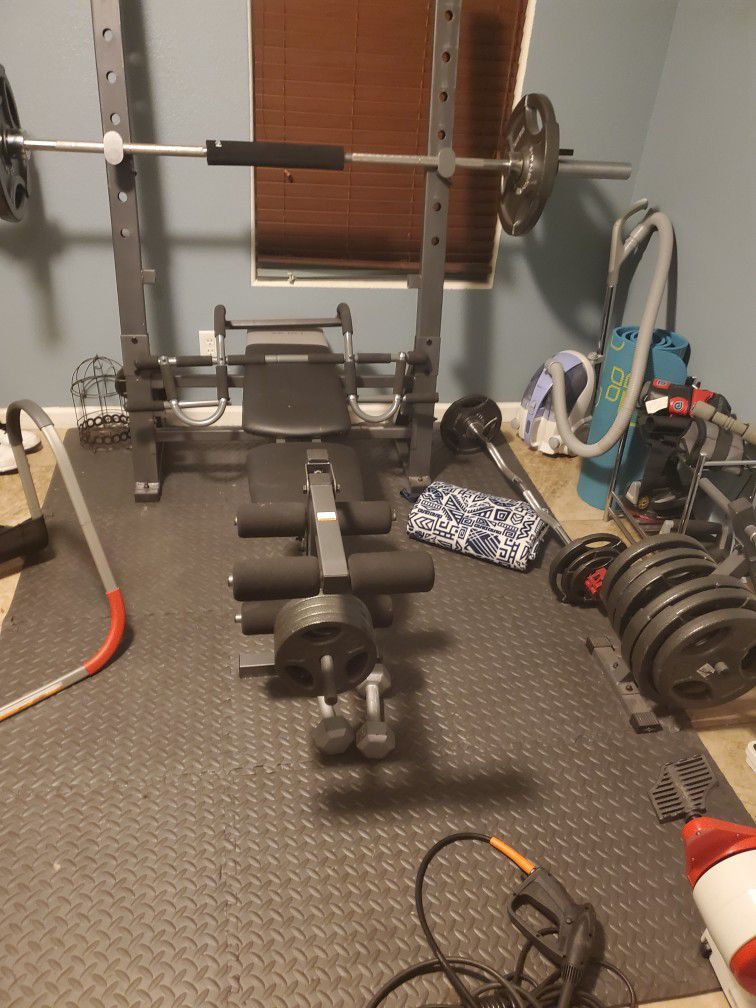 Full Gym With Accessories