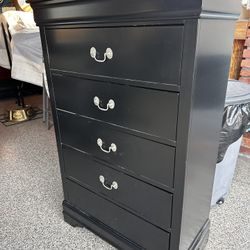 3 Piece Dresser/drawers/night stand - FREE