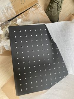 Shower Head And Hardware 