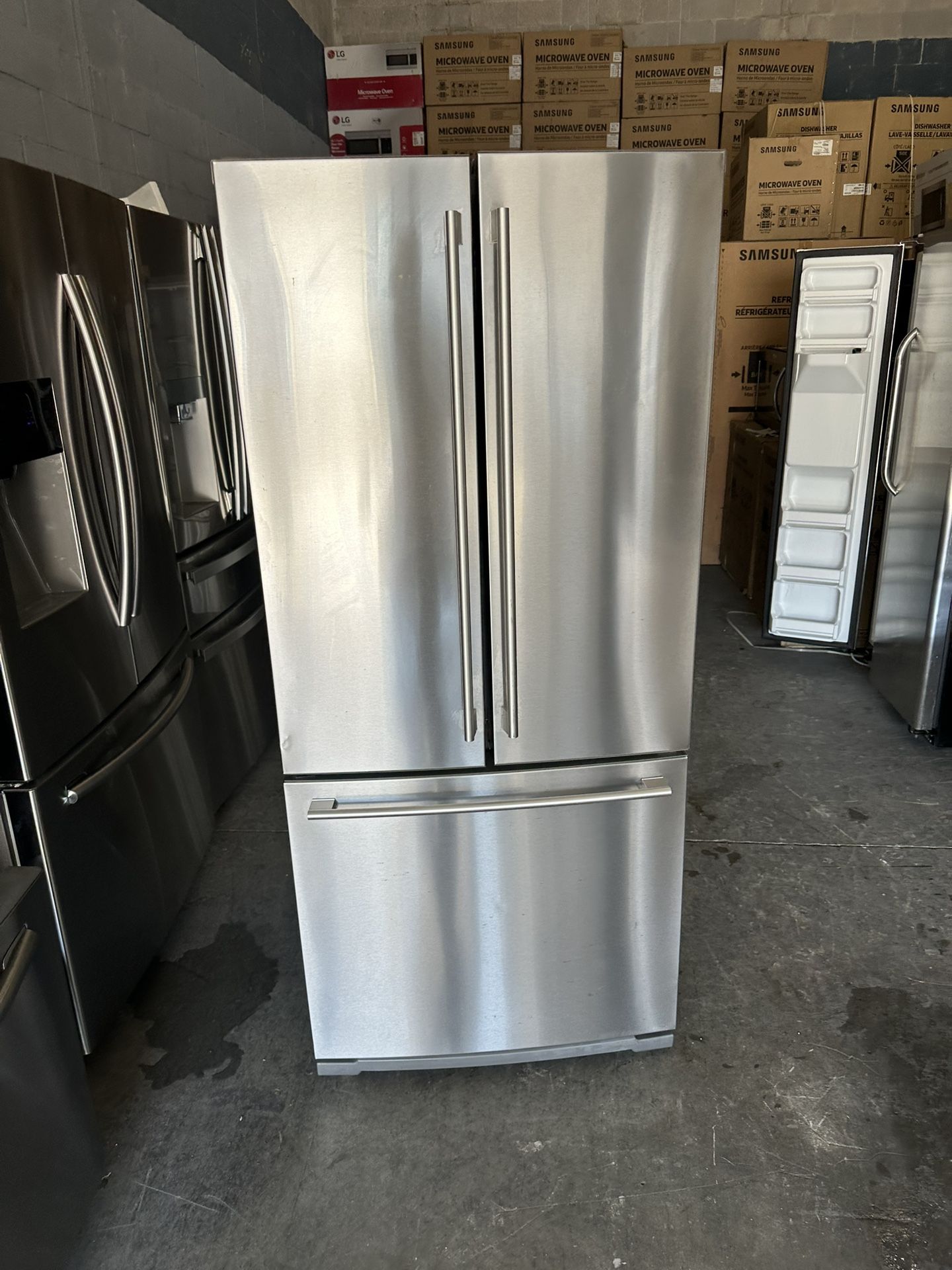 30” Whirlpool TOP BOTTOM FRIDGE REFRIGERATOR NEVERA HELADERA FRIO REFRIGERADOR GOOD CONDITION DELIVERY 🚚 FREE WARRANTY 4 MONTHS