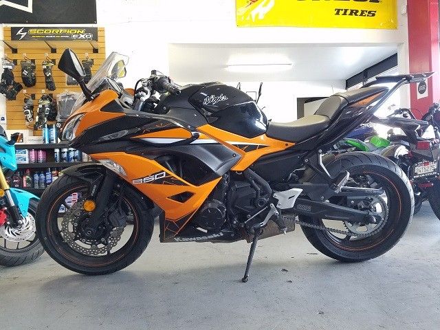 2019 KAWASAKI EX650 ABS
Clean Title Motorcycle 9,154 Miles