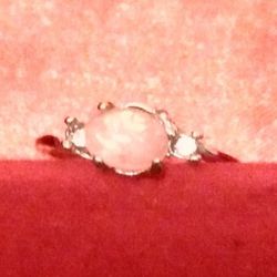 BRAND NEW IN PACKAGE LADIES SILVER OVAL SHAPED PEACH PINK FIRE OPAL CZ CRYSTAL RING SIZE 8 