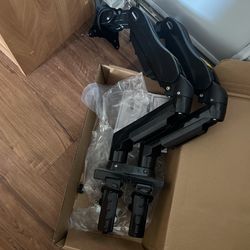 Dual Monitor Mount