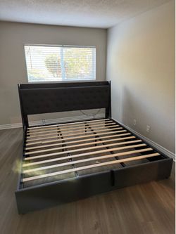 King Bed Frame/Headboard