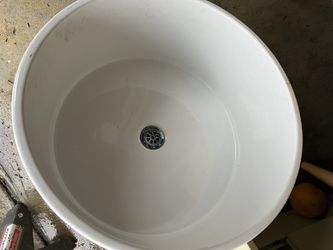 Pedicure Sink. Michele PELAFAS