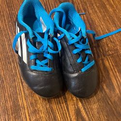 Kids Size 9 Soccer Cleats