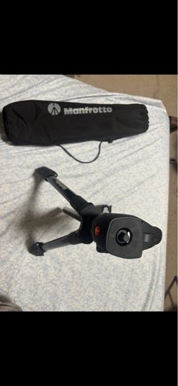 Manfrotto Compact Tripod with Carry Bag