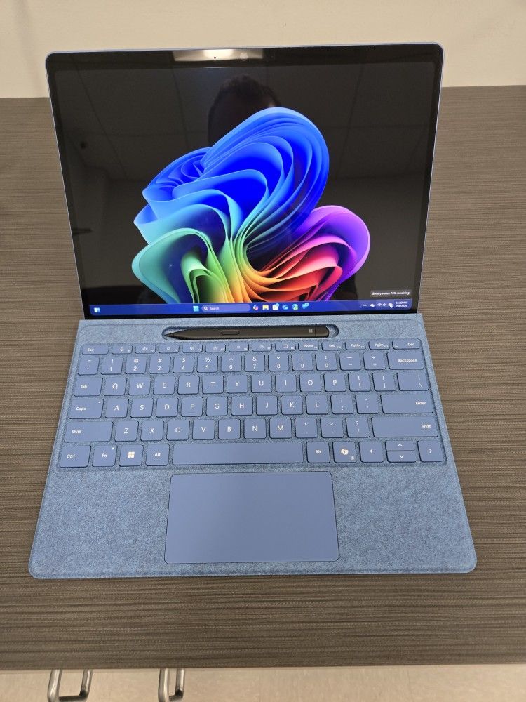 Microsoft - Surface Pro Copilot+ PC -13" OLED Snapdragon X Elite 12 Core with Flex Keyboard & Pen