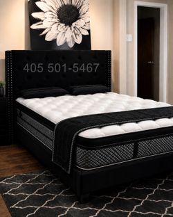 BRAND NEW BLACK KING SIZE BED FRAME WITH NEW 13 INCH PILLOW TOP HYBRID MATTRESS/FAST DELIVERY