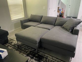 Modern Couch Sectional W/Chaise