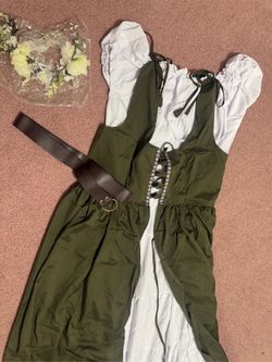 New Renaissance Dress Costume Princess Gown  