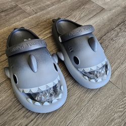 Brand New Kids Shark Cloud Sandals