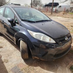 2013 Ford Fiesta - Parts Only #PE8