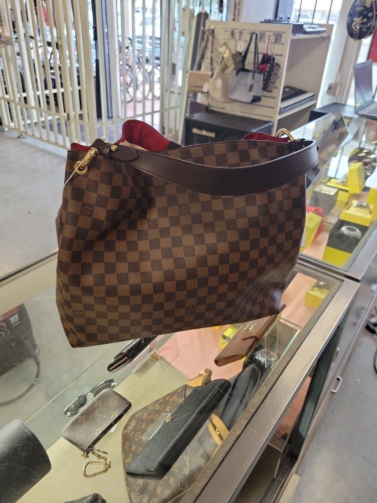 Louis Vuitton Graceful
