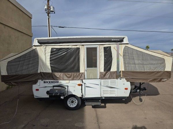 2015 Rockwood by Forest River Freedom Series M-1950 Tent Trailer