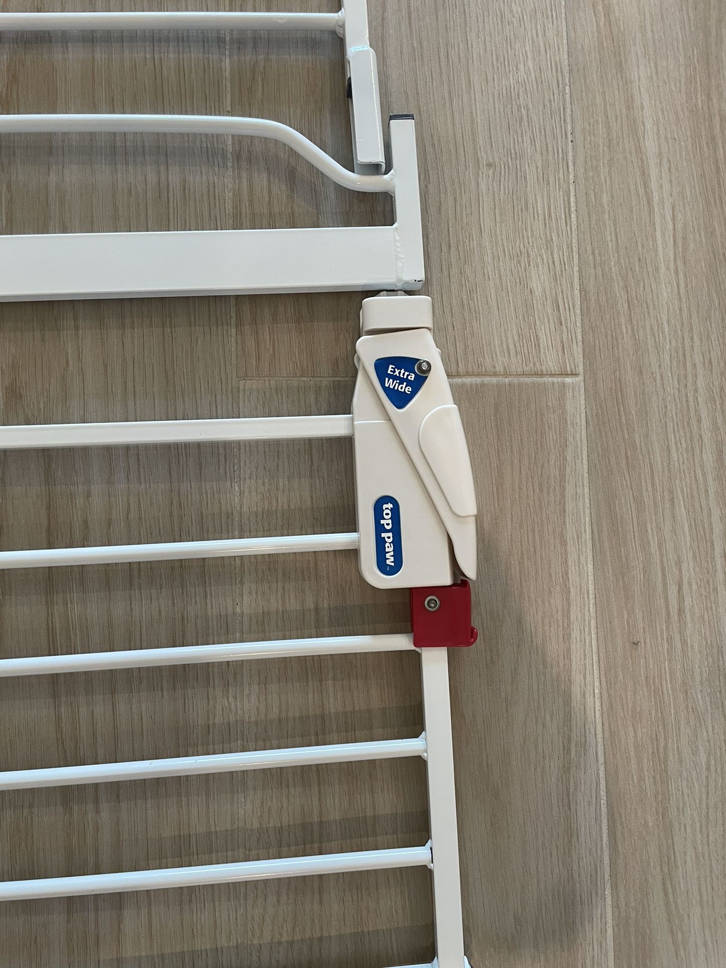 Top Paw Pet Gate With Cat Door