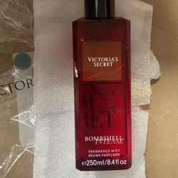 New Victoria Secret Bombshell Intense Body Spray 