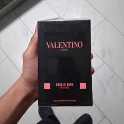 Valentino born in roma intense