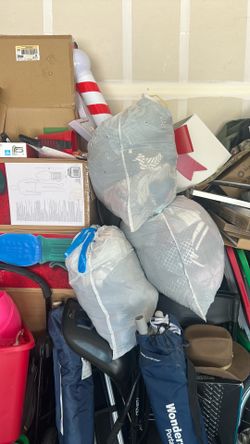 4 bags of women’s clothing size L