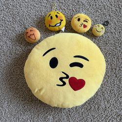 Set Of Emoji Plush Toys 