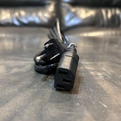 Universal Power cable 3 pin / 3 prong for desktop , AIO , monitor or other compatible devices 