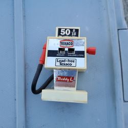 1970's Vintage Buddy L Texaco Gas Pump