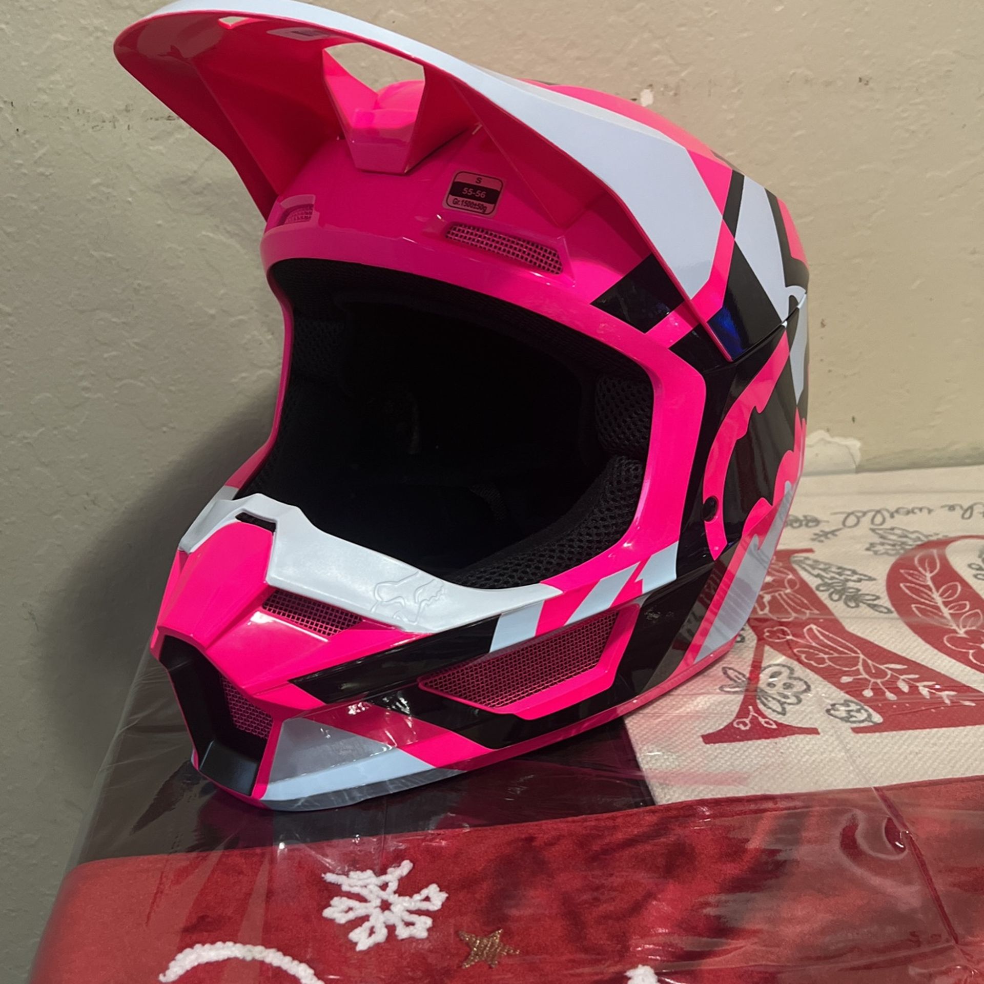 Pink Fox V1 Helmet Used Pink Mens Fox Racing Gear FOX V1 Race