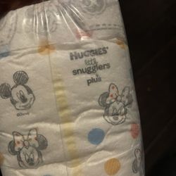 Huggies little Snugglers Plus Size 1