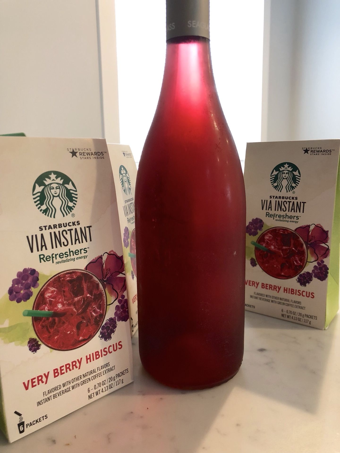 STARBUCKS VIA INSTANT Refreshers VERY BERRY HIBISCUS